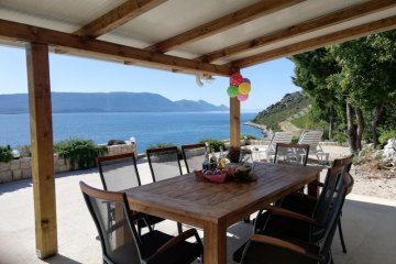 Secluded Seafront Magical House Marica, foto 35
