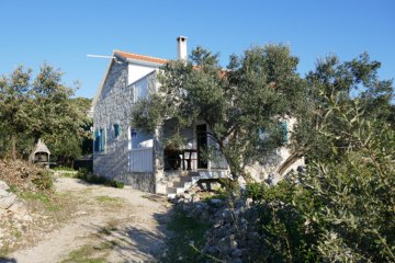 The Captain's secluded house Kastelica, Bay Soline - island Pasman