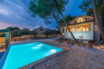 Luxury stone house Serenity with pool, foto 25